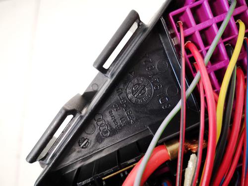 Fuse box AUDI A6 C6 (4F2) 2.7 TDI | BP32898539E1 - Image 3