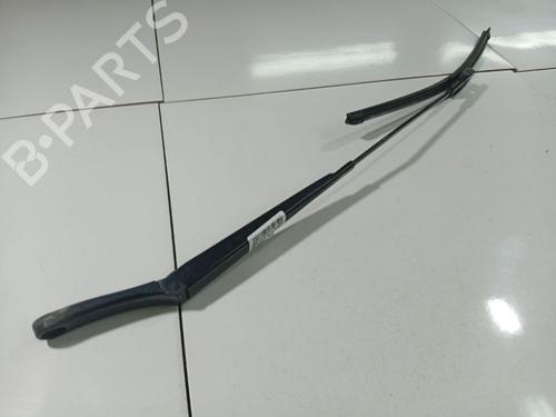 Used Front windshield wiper arm Front windshield wiper arm 38478637 38478637