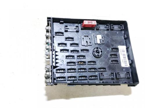 Used Fuse box Fuse box VW PASSAT B6 (3C2) 1.9 TDI (105 hp) 33069625 33069625