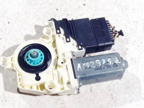 Used Right rear window motor Right rear window motor 35041760 35041760