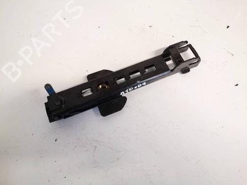 Used Support Support VW TOUAREG (7LA, 7L6, 7L7) 3.2 V6 (220 hp) 32588437 32588437