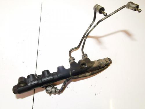 Used Injection rail Injection rail TOYOTA AVENSIS VERSO (_M2_) 2.0 D (CLM20_, CLM20R) (116 hp) 35525689 35525689