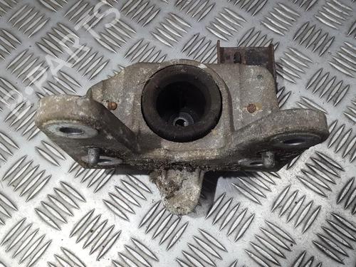 Used Engine mount Engine mount OPEL VIVARO A Bus (X83) 1.9 DI (F7, J7, A07) (80 hp) 33498162 33498162