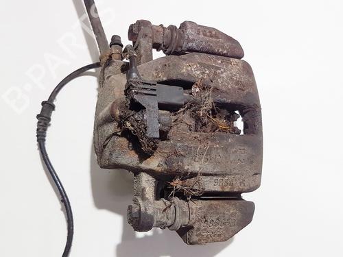 Used Right front brake caliper Right front brake caliper MERCEDES-BENZ A-CLASS (W169) A 160 CDI (169.006, 169.306) (82 hp) 35629956 35629956