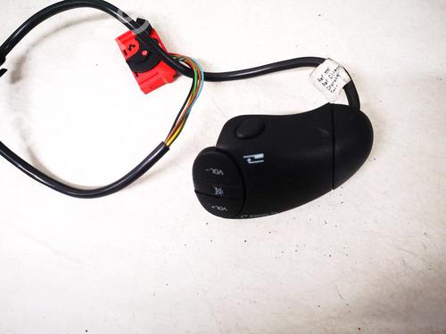 Used Steering wheel controls Steering wheel controls 35553734 35553734