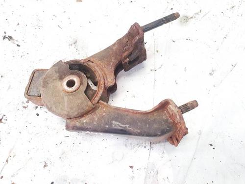 Used Engine mount Engine mount TOYOTA COROLLA Verso (_E12_) 2.0 D-4D (CDE120_, CDE120R) (90 hp) 32917793 32917793