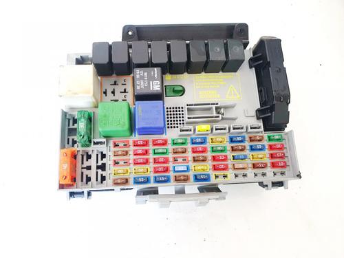 Used Fuse box Fuse box 32908627 32908627