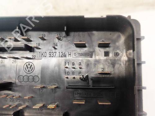 Fuse box AUDI A3 (8P1) 2.0 TDI 16V | BP32930691E1 - Image 3