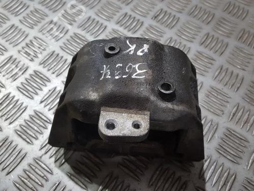 Used Engine mount Engine mount 33497589 33497589