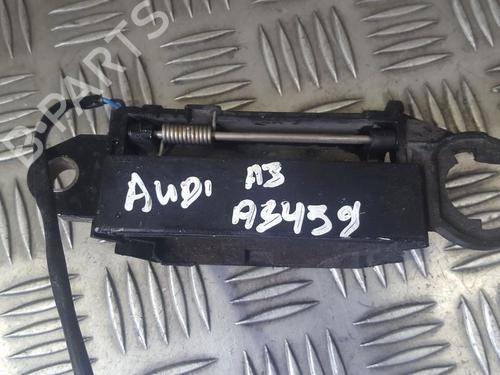 front-left-exterior-door-handle-audi-a3-8l1-1996-1997-1998-1999-2000-2001-2002-2003-2004-2005-2006-35683378 main image