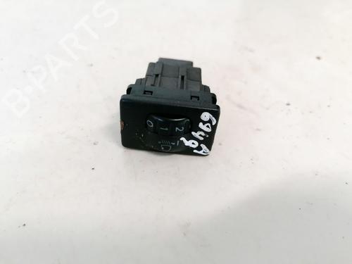 Used Switch Switch TOYOTA YARIS (_P9_) 1.3 4WD (NCP95) (87 hp) 35543789 35543789