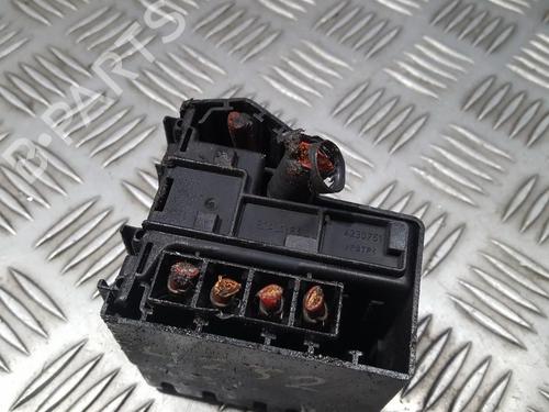 Fuse box SAAB 9-3 (YS3D) 2.2 TiD | BP33501650E1 - Image 2