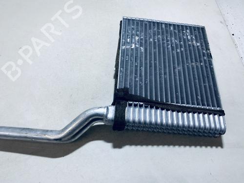 Used Heater matrix Heater matrix VOLVO V50 (545) 2.0 D (136 hp) 35568075 35568075