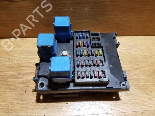 Used Fuse box Fuse box NISSAN PRIMERA (P11) 2.0 16V (115 hp) 33481983 33481983
