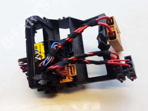 Used Fuse box Fuse box AUDI A5 (8T3) 2.0 TDI (170 hp) 33063676 33063676
