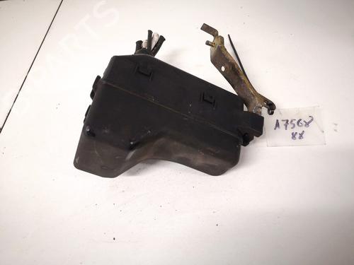 fuse-box-toyota-avensis-_t25_-2003-2004-2005-2006-2007-2008-32889800 main image
