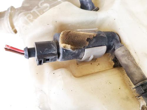 Used Washer pump Washer pump 35627509 35627509