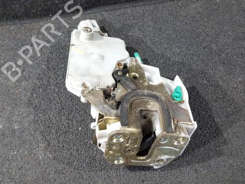 Højre fortil lås Højre fortil lås NISSAN PRIMERA (P11) 2.0 16V (115 hp) 35657438 35657438