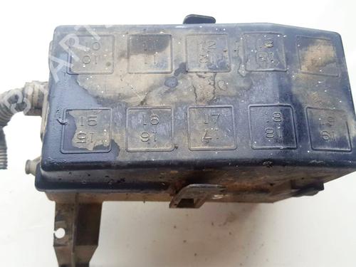 Used Fuse box Fuse box OPEL VECTRA B (J96) 2.0 DTI 16V (F19) (101 hp) 33521004 33521004