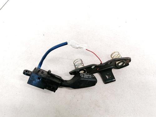 Used Steering wheel controls Steering wheel controls 35579399 35579399