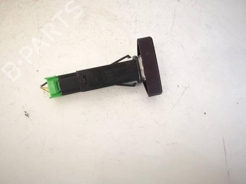 Warning switch VOLVO V70 II (285) 2.4 | BP34788308I22 - Image 3