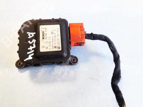Used Electronic module Electronic module AUDI A4 B5 (8D2) S4 quattro (265 hp) 33103560 33103560