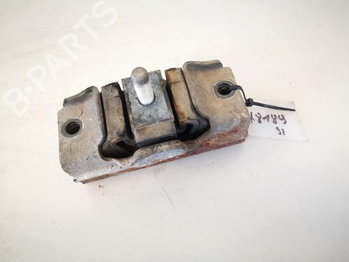 Used Engine mount Engine mount PEUGEOT BOXER Bus (230P) 2.5 TDI (107 hp) 32909672 32909672