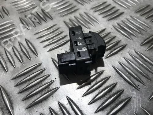 Used Switch Switch CITROËN C4 I (LC_) 1.4 16V (88 hp) 33492620 33492620