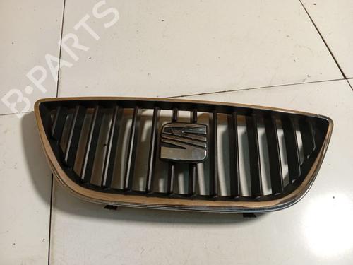 Used Grille Grille 36587449 36587449