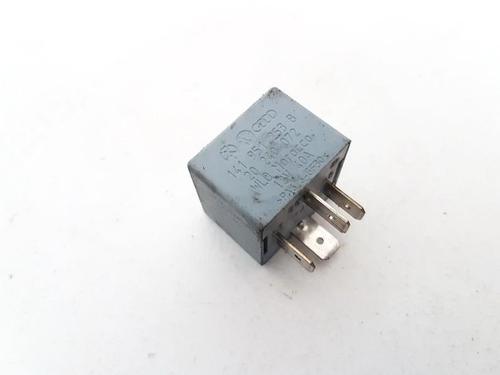 Used Electronic sensor Electronic sensor VW POLO IV (9N_, 9A_) 1.4 TDI (75 hp) 33507530 33507530