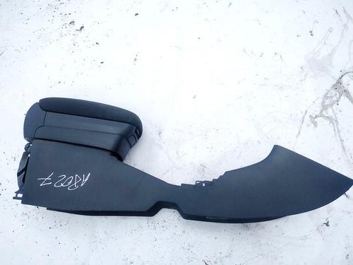 Used Armrest / Center console Armrest / Center console 35427643 35427643