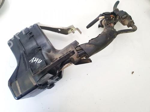 Used Fuse box Fuse box 32902280 32902280