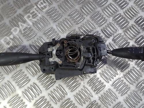 Used Warning switch Warning switch MAZDA 626 IV Hatchback (GE) 2.0 D GLX Comprex (GEFP) (75 hp) 35685712 35685712