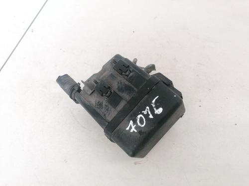 Used Fuse box Fuse box TOYOTA AVENSIS Saloon (_T27_) 2.0 D-4D (ADT270_, ADT270R) (126 hp) 33095972 33095972