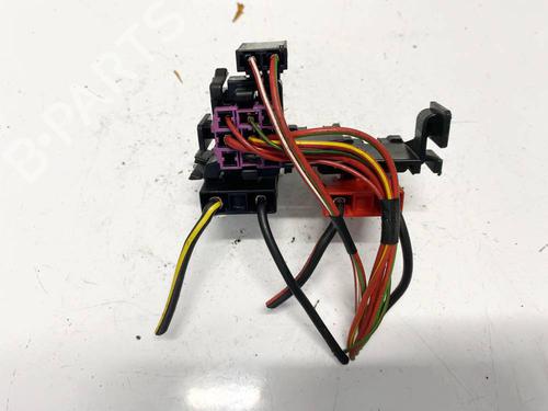 Fuse box AUDI A4 B5 (8D2) 2.5 TDI | BP32581496E1 