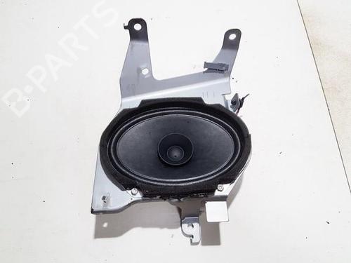 speaker-mazda-5-cr-2005-2006-2007-2008-2009-2010-33526101 main image