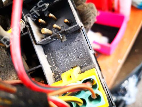 Fuse box AUDI A4 B5 (8D2) 1.8 | BP32567325E1 