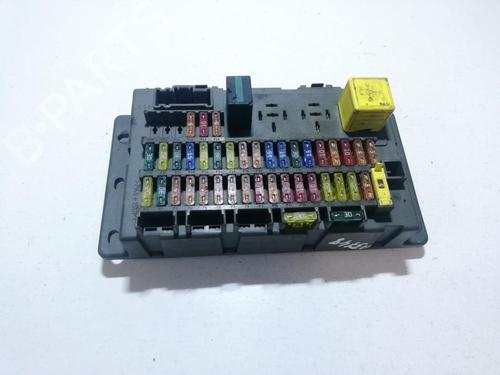 fuse-box-rover-75-rj-1999-2000-2001-2002-2003-2004-2005-33505534 main image