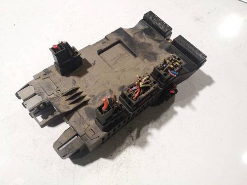 Used Fuse box Fuse box MERCEDES-BENZ SPRINTER 2-t Van (B901, B902) 208 CDI (901.661, 901.662, 902.661, 902.662) (82 hp) 39999870 39999870