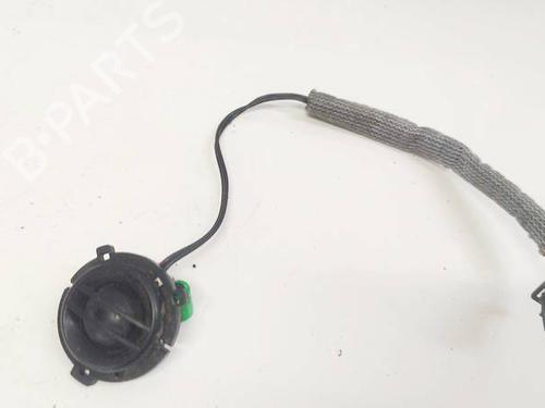 Used Speaker VW PASSAT B5 Variant (3B5) 1.9 TDI (110 hp) 32596031