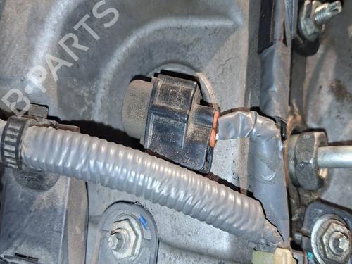 Iniettori Iniettori TOYOTA AURIS (_E15_) 2.0 D-4D (ADE150_, ADE150R) (126 hp) 39906573 39906573