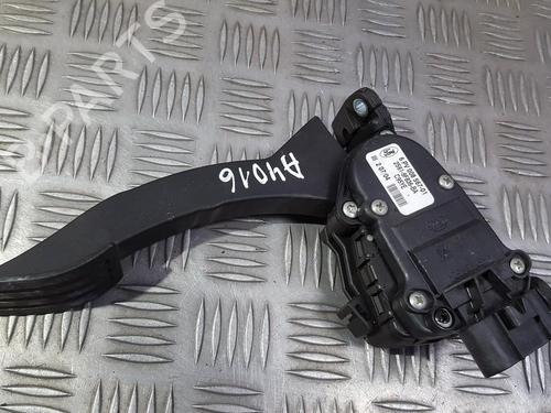 Pedal Pedal FORD FIESTA V (JH_, JD_) 1.4 16V (80 hp) 35689802 35689802