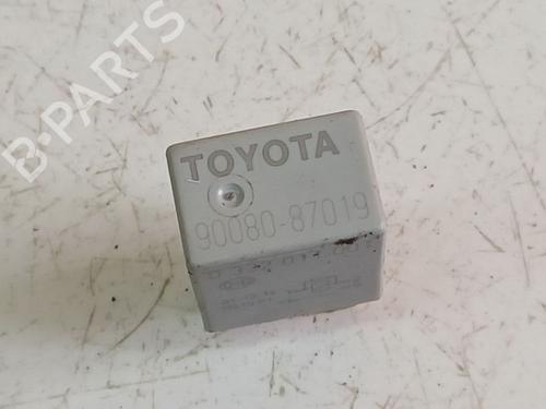 other-toyota-corolla-saloon-_e12_-2000-2001-2002-2003-2004-2005-2006-2007-2008-32539942 main image