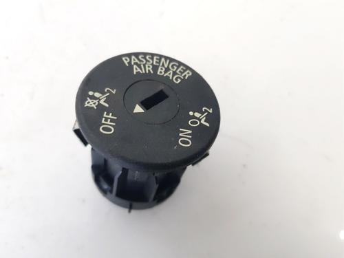 Used Switch Switch OPEL INSIGNIA A (G09) 1.8 (68) (140 hp) 32875456 32875456