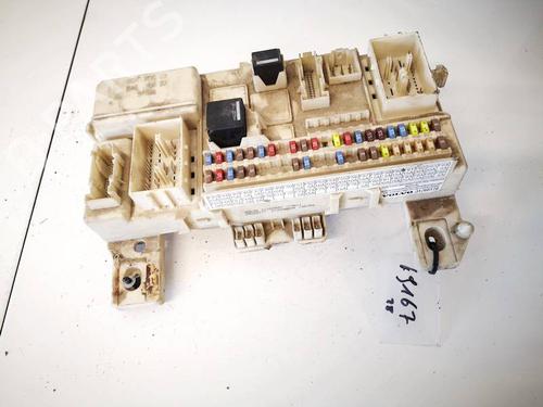 Used Fuse box Fuse box VOLVO V50 (545) 2.0 D (136 hp) 32944994 32944994
