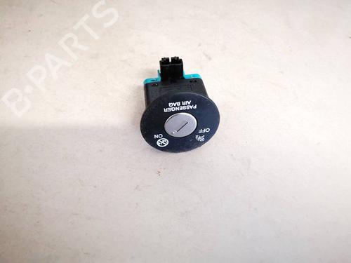 Used Switch Switch KIA SPORTAGE IV (QL, QLE) 1.6 T-GDI (177 hp) 32936044 32936044