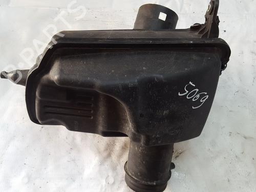 Used Air filter box Air filter box NISSAN X-TRAIL II (T31) 2.0 dCi 4x4 (173 hp) 35855775 35855775