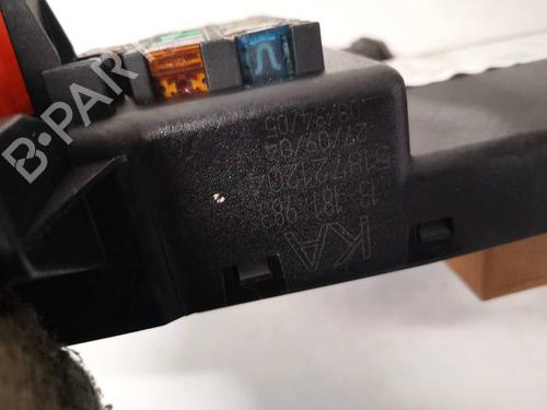 Fuse box OPEL VECTRA C (Z02) 1.9 CDTI (F69) | BP32931830E1 - Image 3