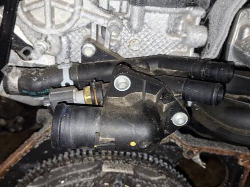 Used Thermostat housing Thermostat housing 38578013 38578013