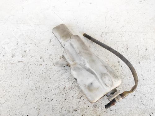expansion-tank-mitsubishi-carisma-da_-1995-1996-1997-1998-1999-2000-2001-2002-2003-2004-2005-2006-35577716 main image